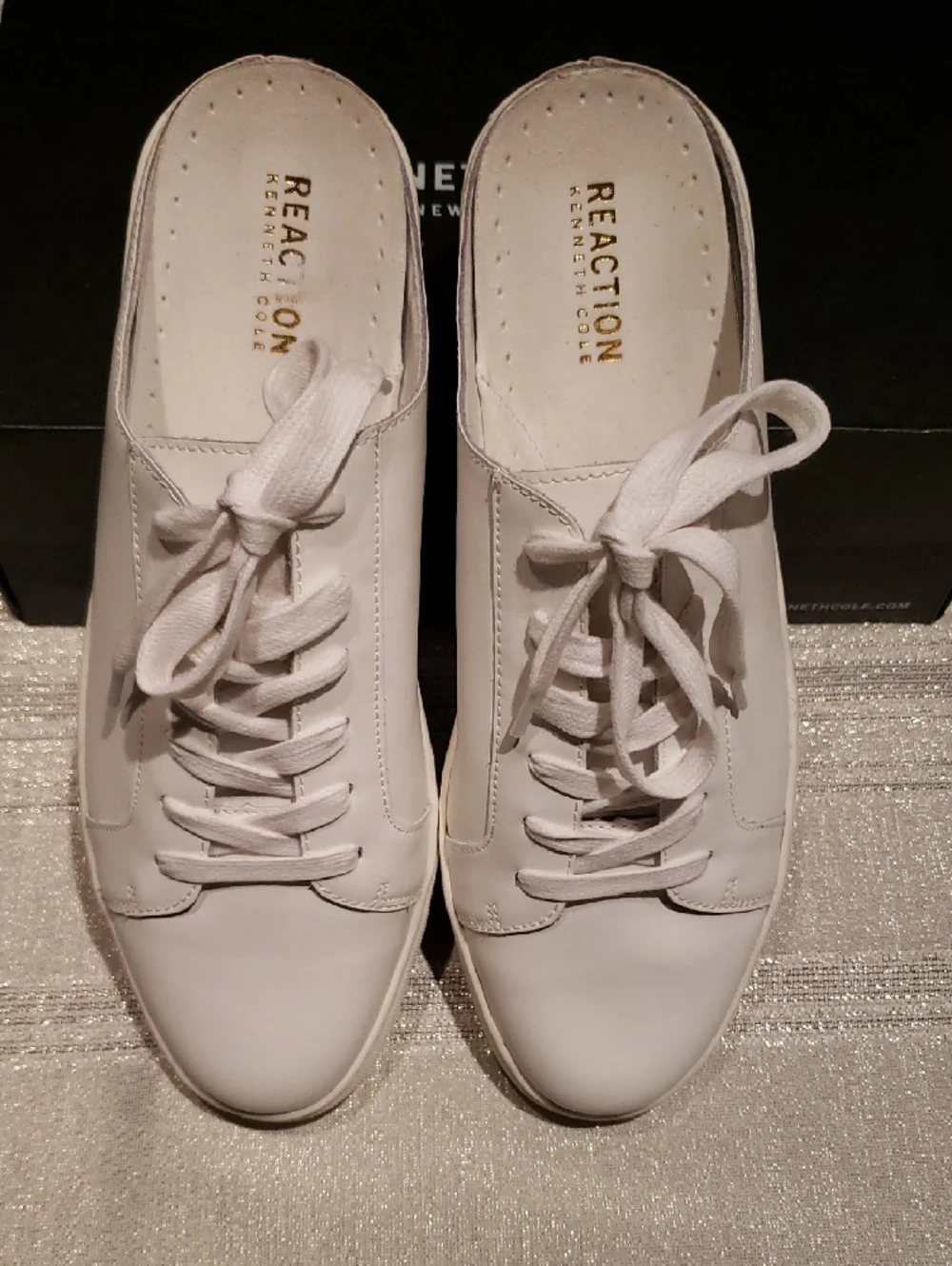 Kenneth Cole NWOT Flats Leather Low-Top Lace Mule Sneakers Open Back Clog Womens